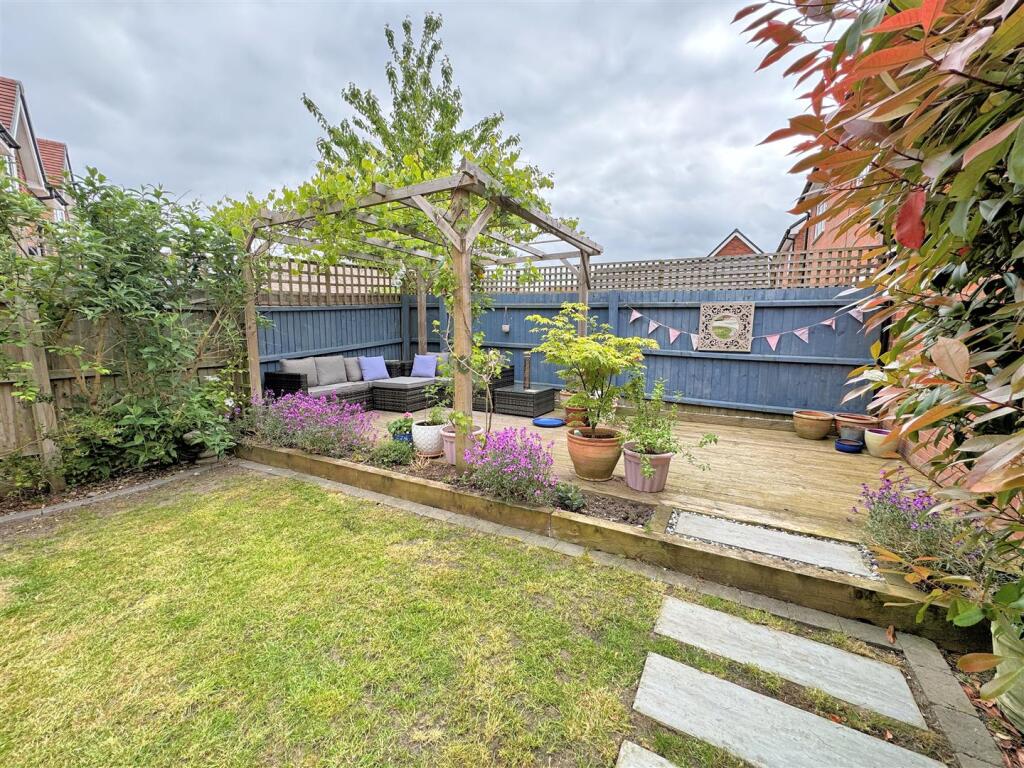 Garden 4.jpg
