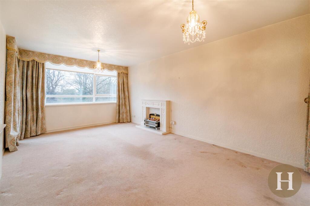 Hadleigh Estate Agents-15.jpg