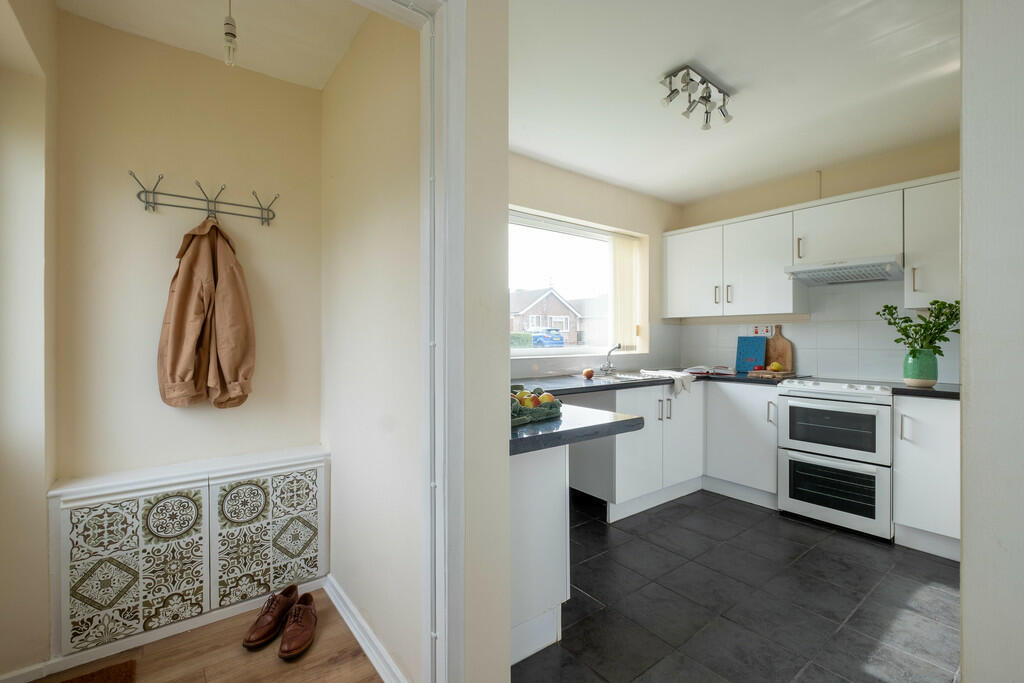 Internal porch an...