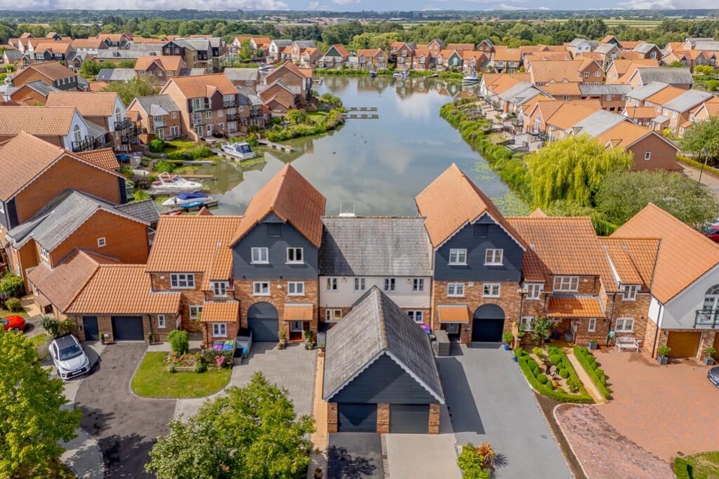 8 Park Lane (Burton Waters)-3