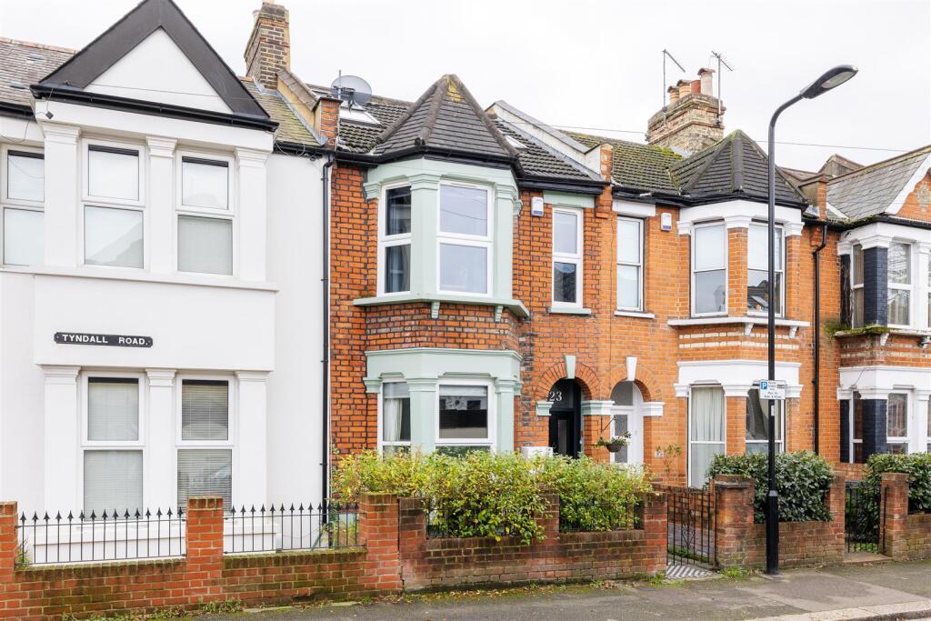 Tyndall Road, E10