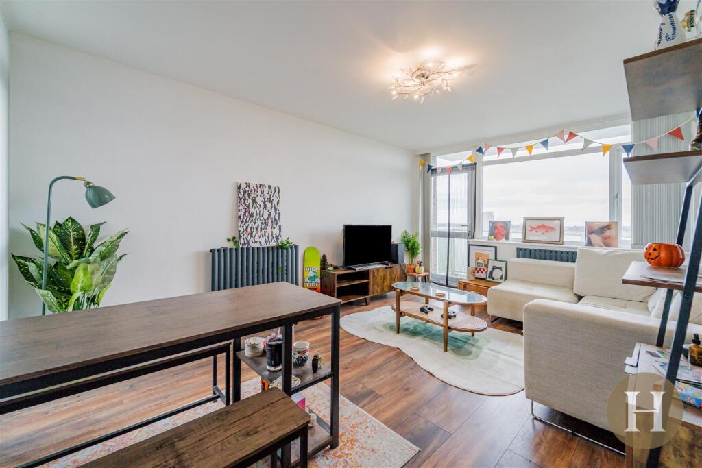 Hadleigh Estate Agents-15.jpg