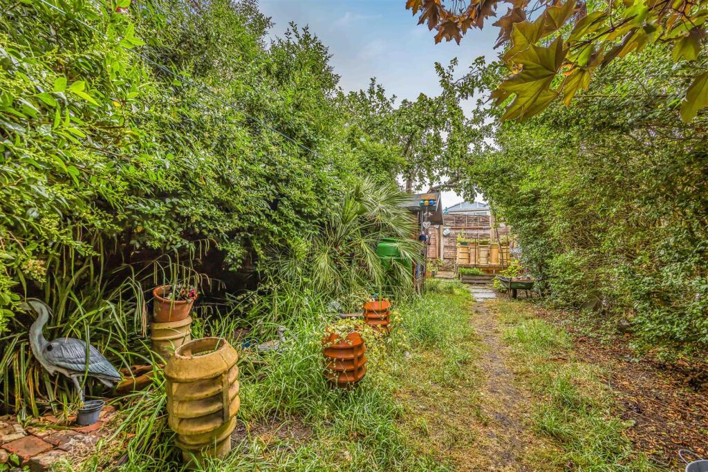 162 Brockhurst Road, Gosport-Small-PorticoMarketin