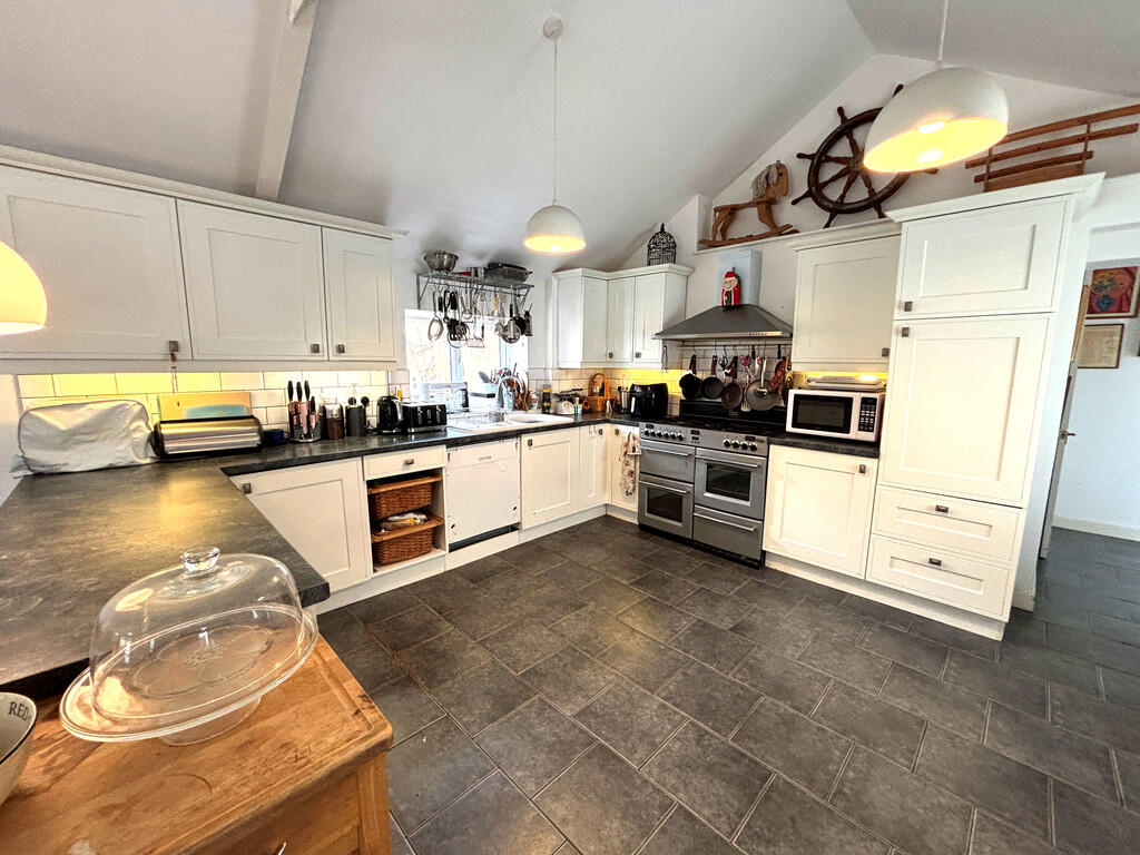 Annexe - Kitchen