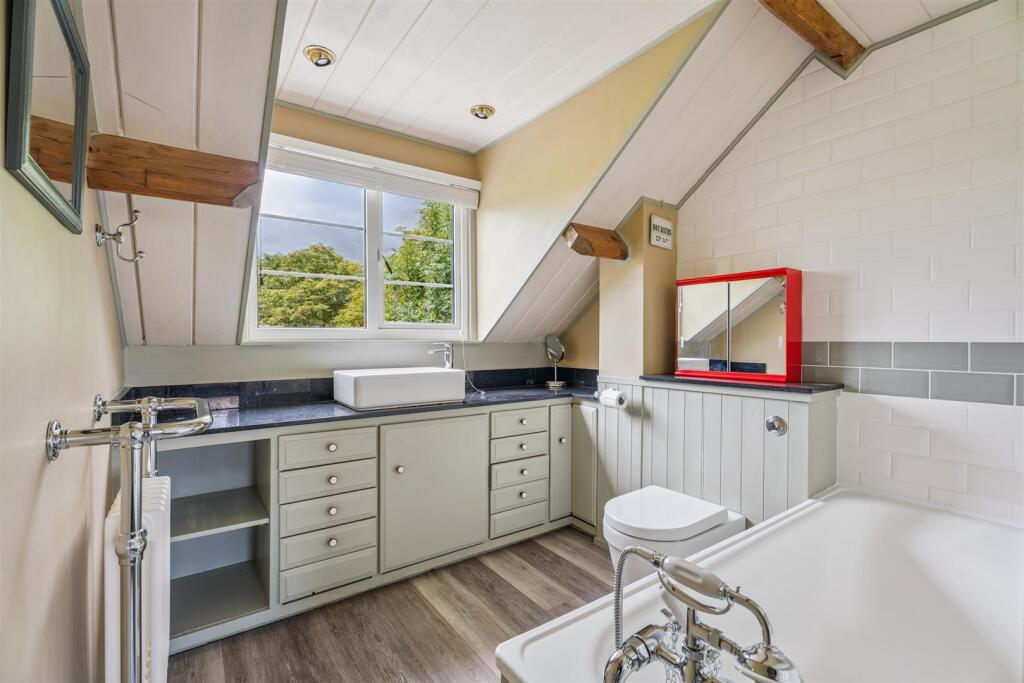 Bedroom One Ensuite