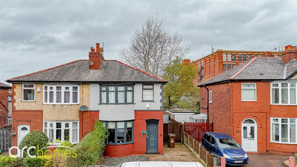 dji_fly_20251111_152912_0033_1762878303972_photo.J