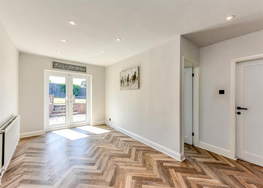 77 Mount Road-14.jpg