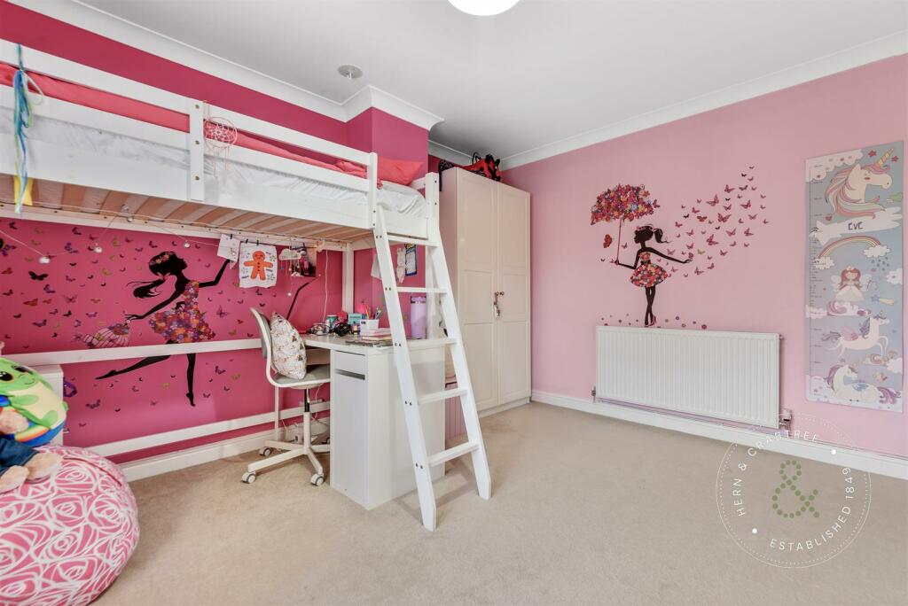 Elgar- Crescent-03.jpg