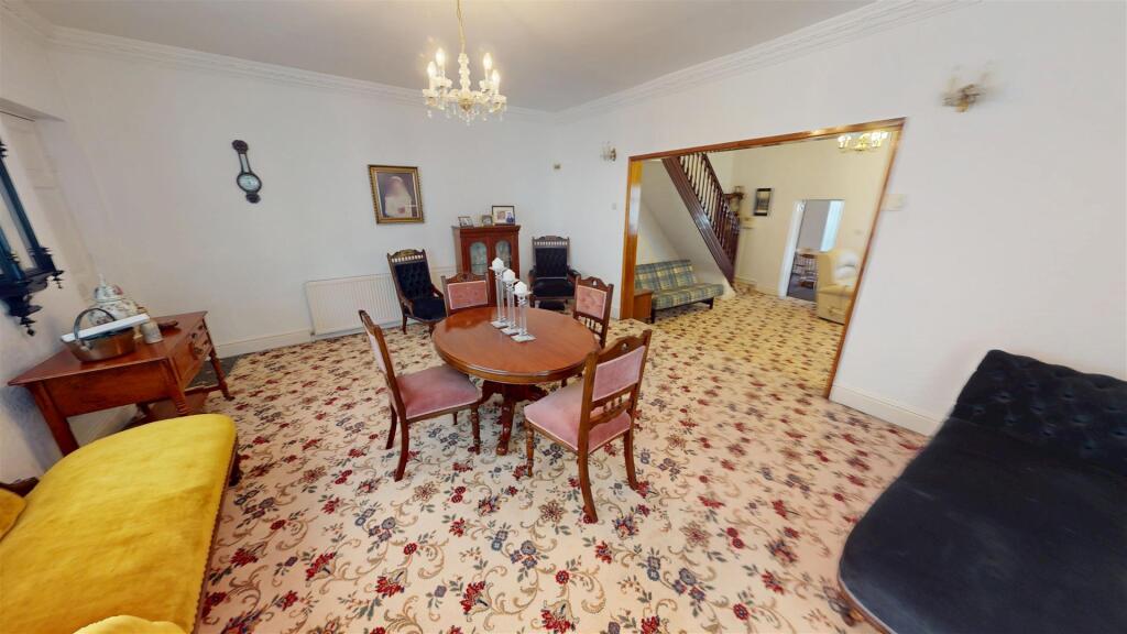 Whint Cottages Reception Room