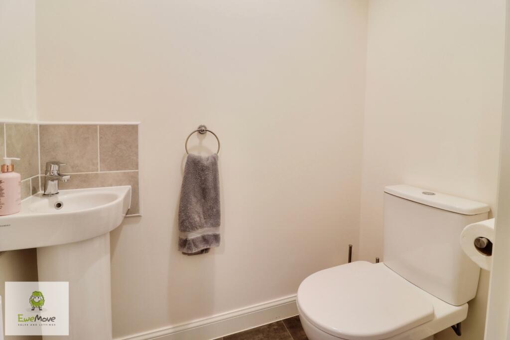 Downstairs WC - EweMove Cannock