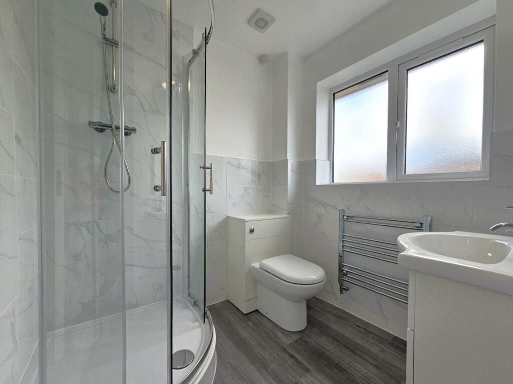 Ensuite.jpg