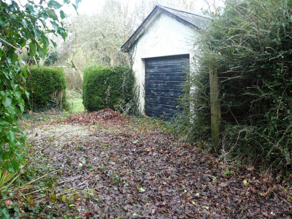 Garage &amp; Driveway
