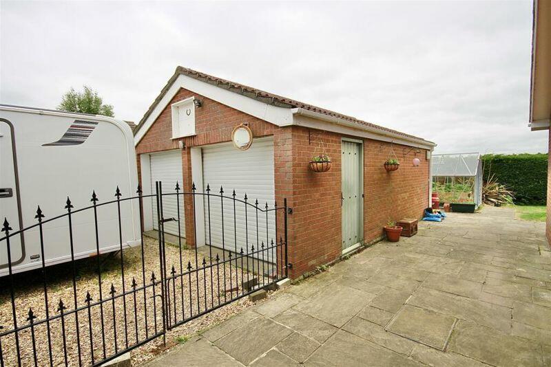 Detached Double Garage