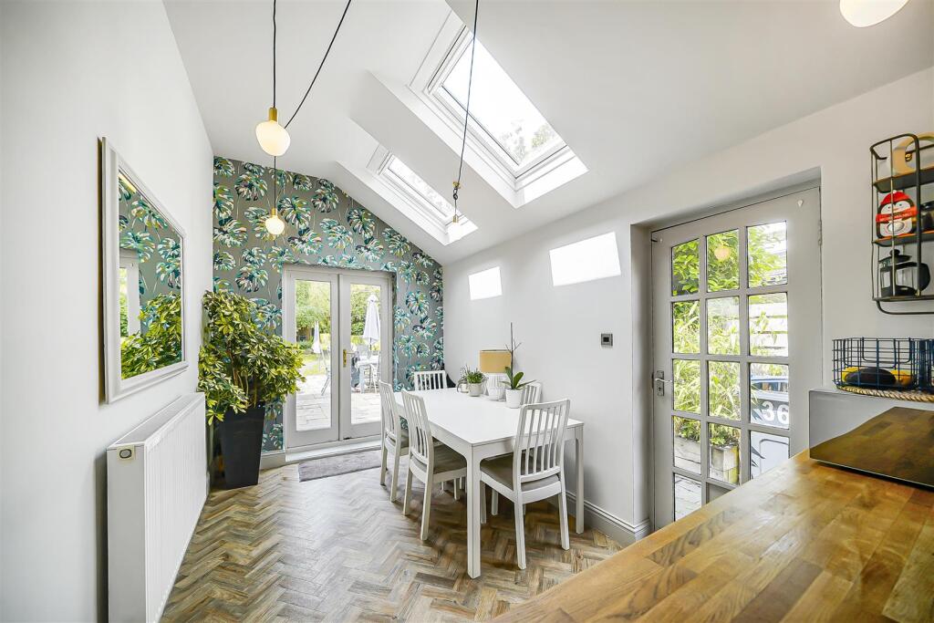Dining Kitchen