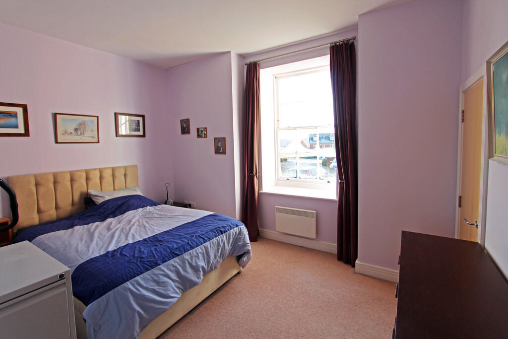 IMG_384963_4_orig...