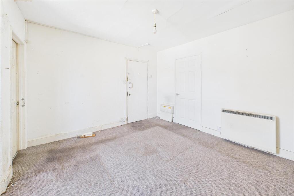 Flats 1 - 3, 4 Hopkins Street Weston-Super-Mare, N