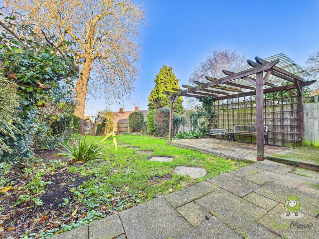 CAM01543G0-PR0168-STILL031