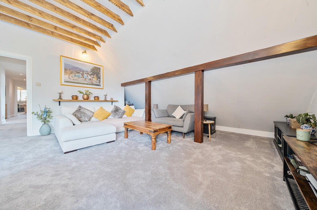 1298096-24-682dd1...