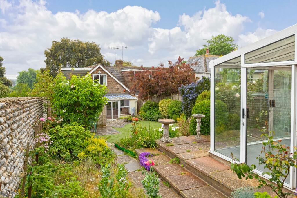 12 The Street_35.JPG