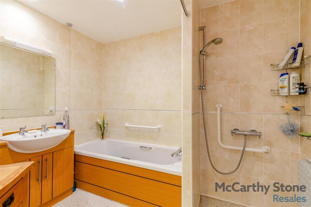 8643282-interior13.jpg