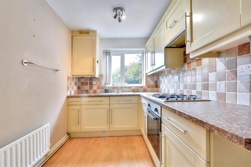 Kitchen_1.jpeg