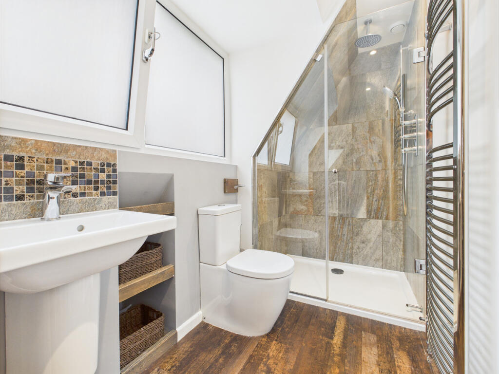 En Suite / Dressing Room