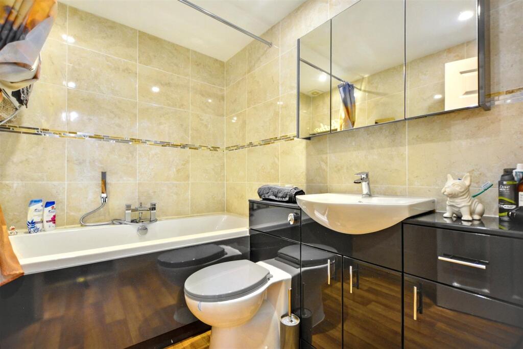 Bathroom.jpeg