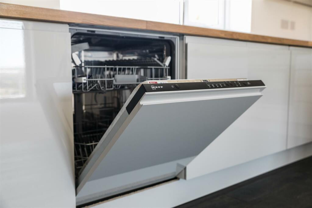 Dishwasher Detail