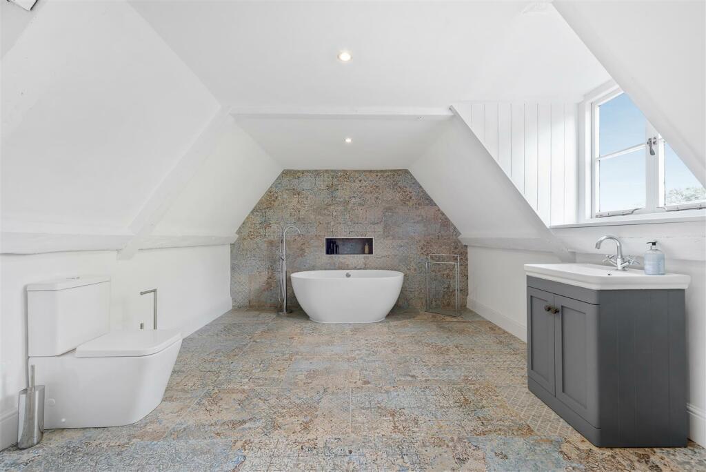 Bath3.jpg