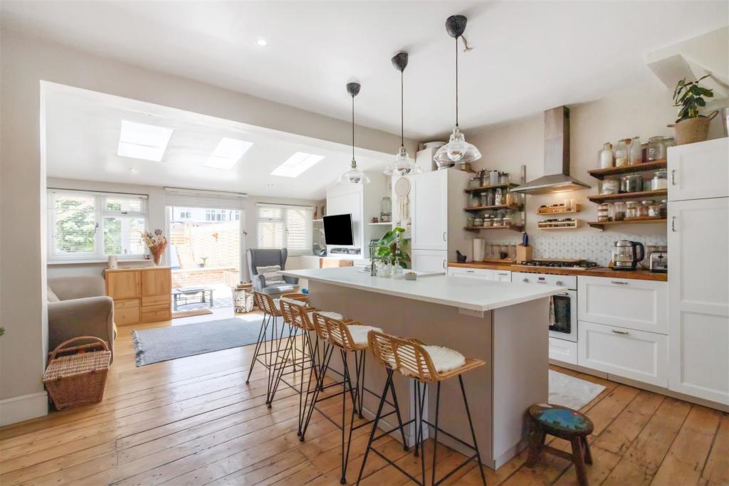 Open Plan Living Accommodation