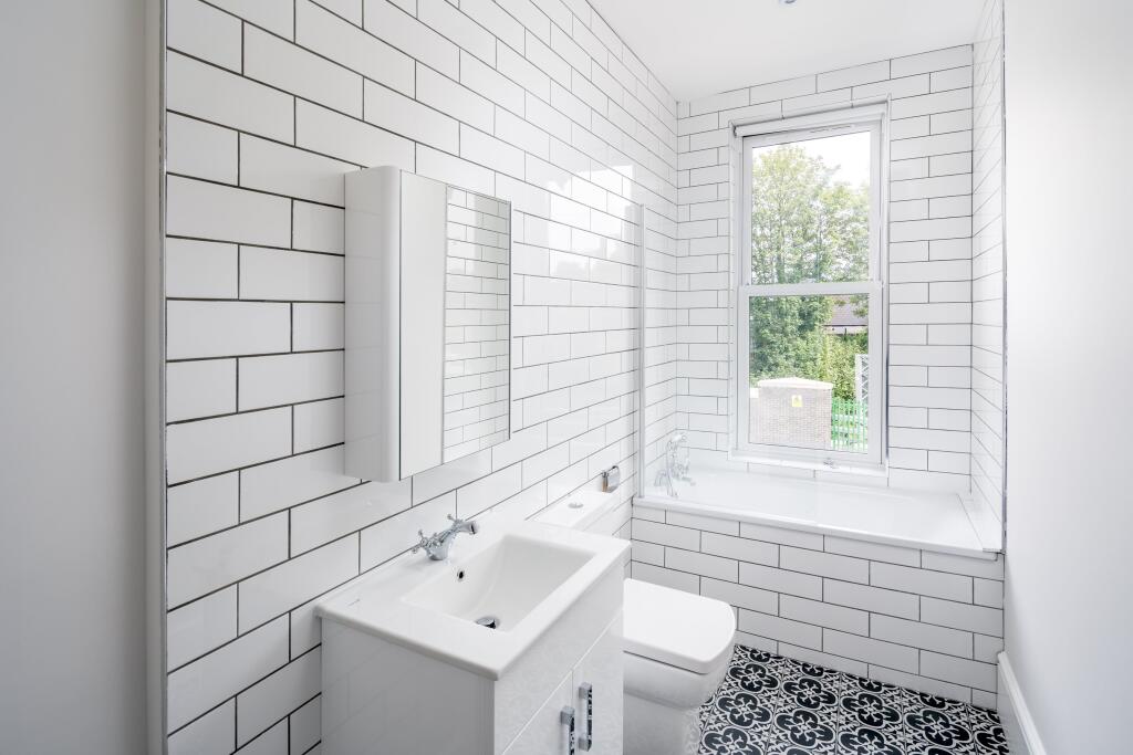 bathroom (2)