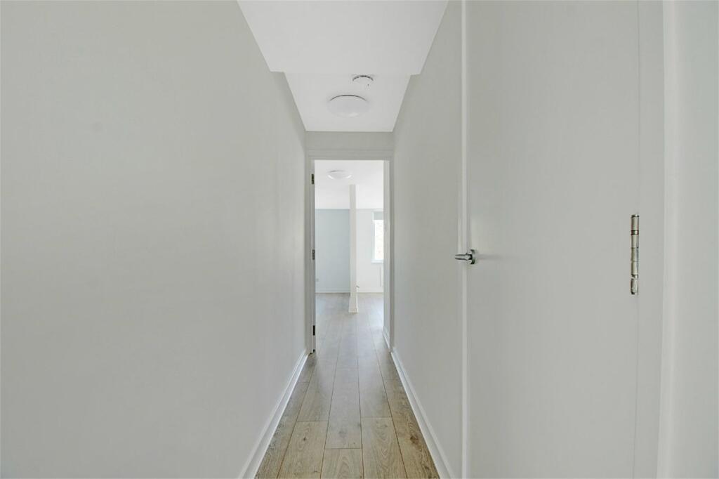 A Kenton Lane, Harrow, HA3