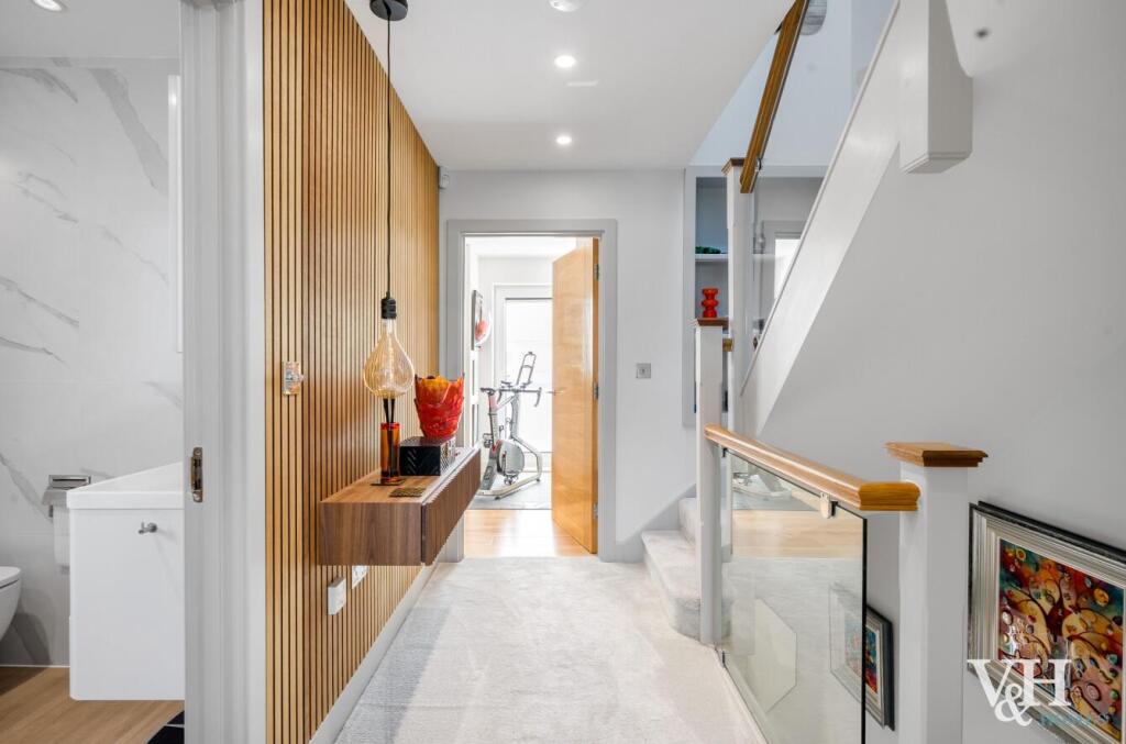 hallway 3.jpg
