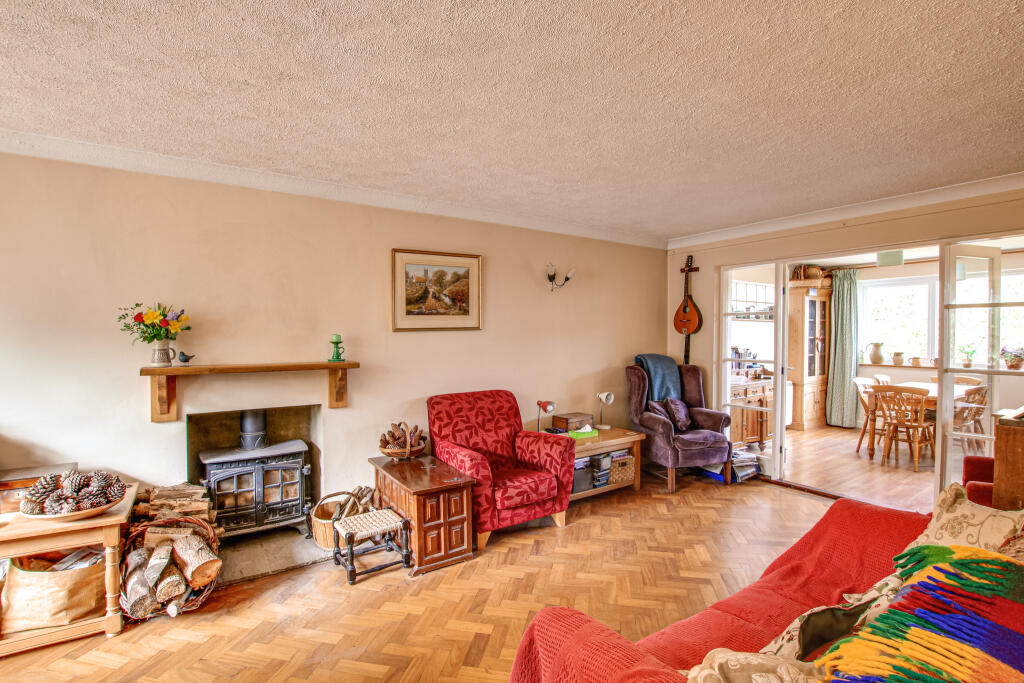 SITTING ROOM