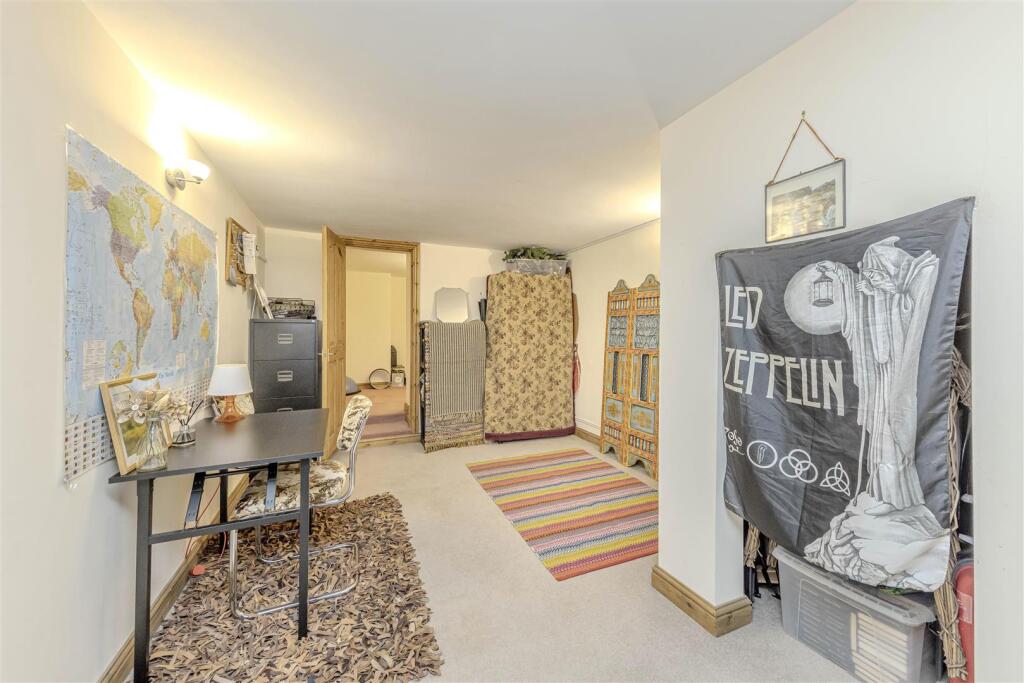 Hobby Room