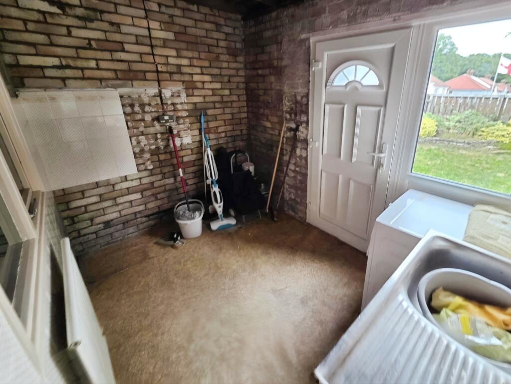 pbox-bathroom-323339.jpg