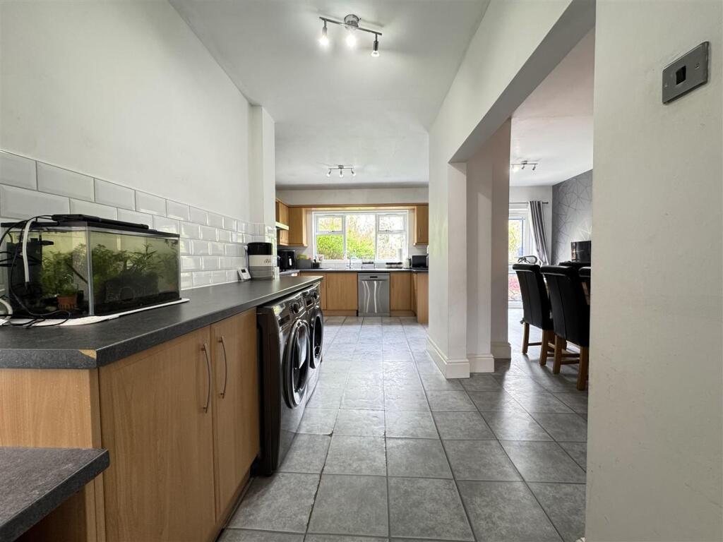 IMG_4683 (Large).JPG