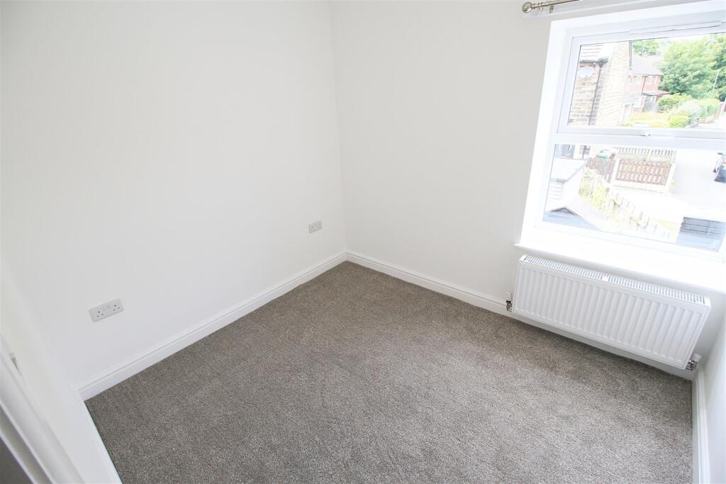 Bedroom...jpg