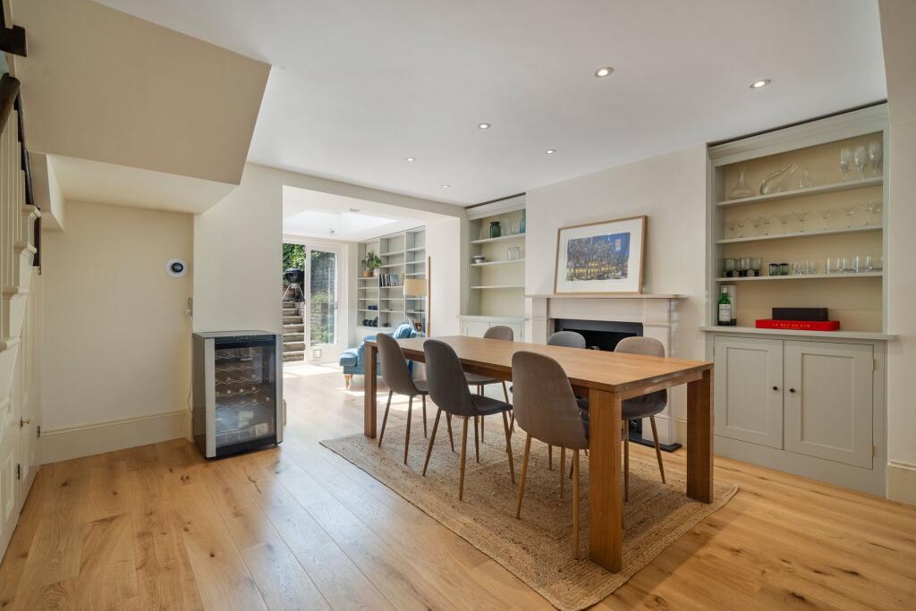 Kitchen &amp; Dining Room