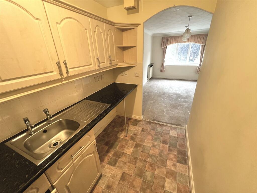 Kitchen Aspect 2