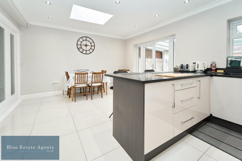 Extended Kitchen &amp; Diner