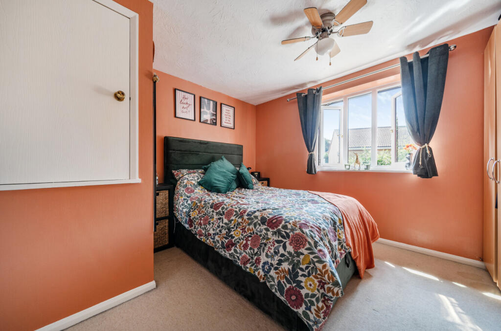 1339589-6-689f160...