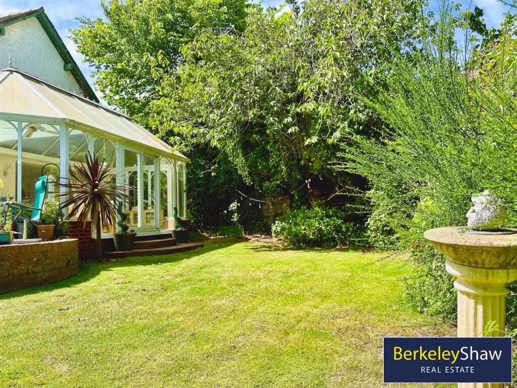 95e32f44--47F3-90C1-121E8756AA0C-98947-00000D31C5E