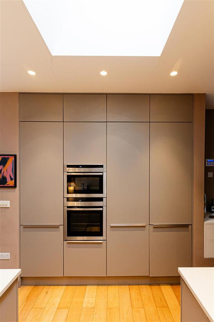 Hillfield Mews (36).jpg