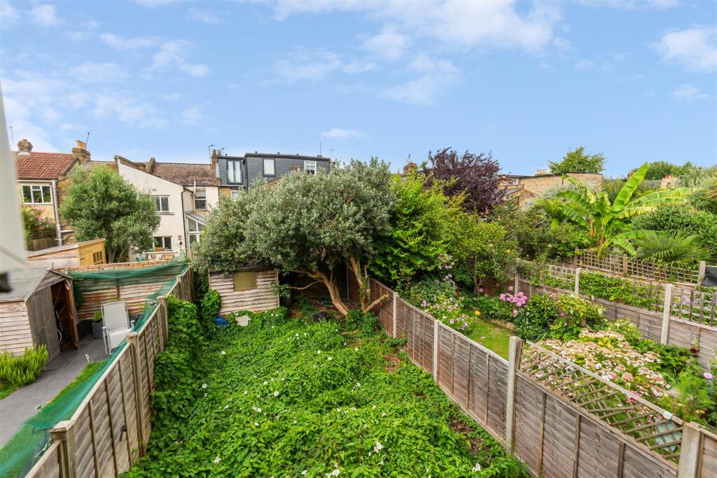 Fraser Street, W4 - FOR SALE