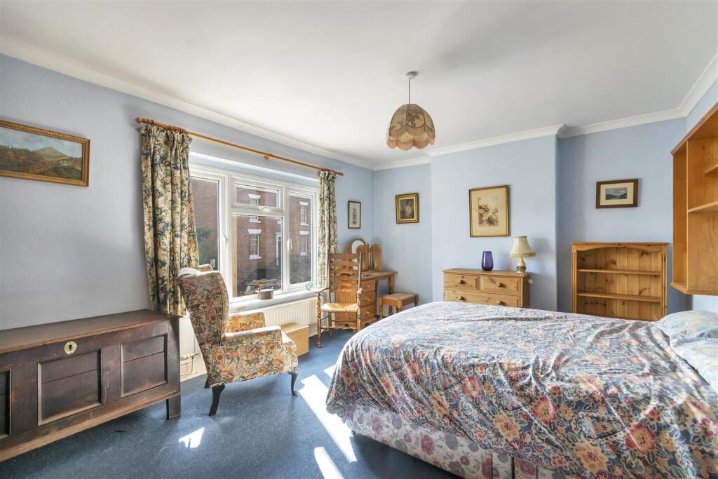 Prinicipal Bedroom