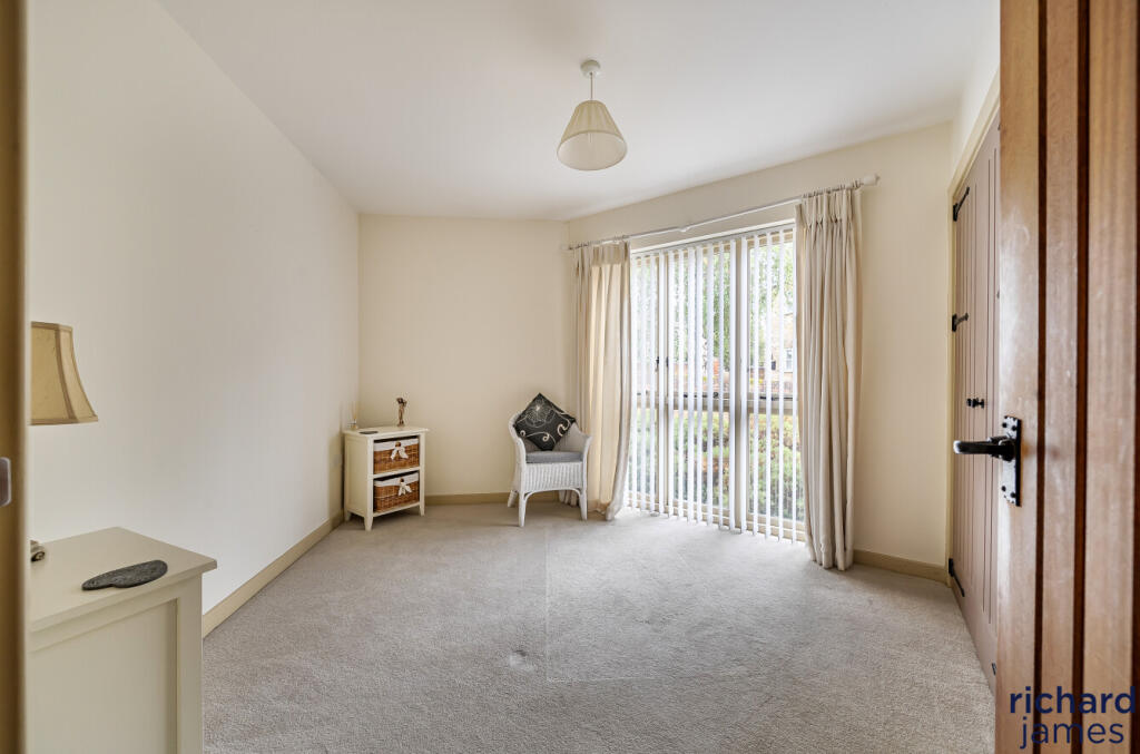 4c53bf86b963408ab6f19e37f7447d71