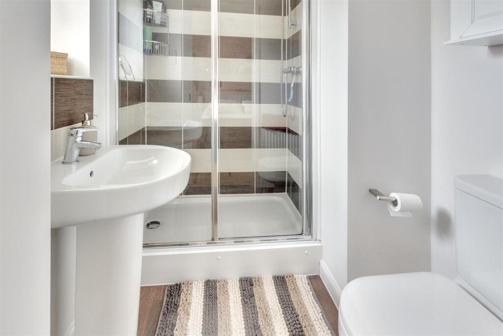 Ensuite_2.jpeg