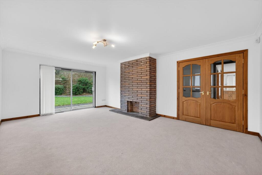 Lounge/3rd Bedroom