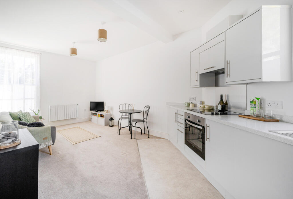 17-68246aec50699-...